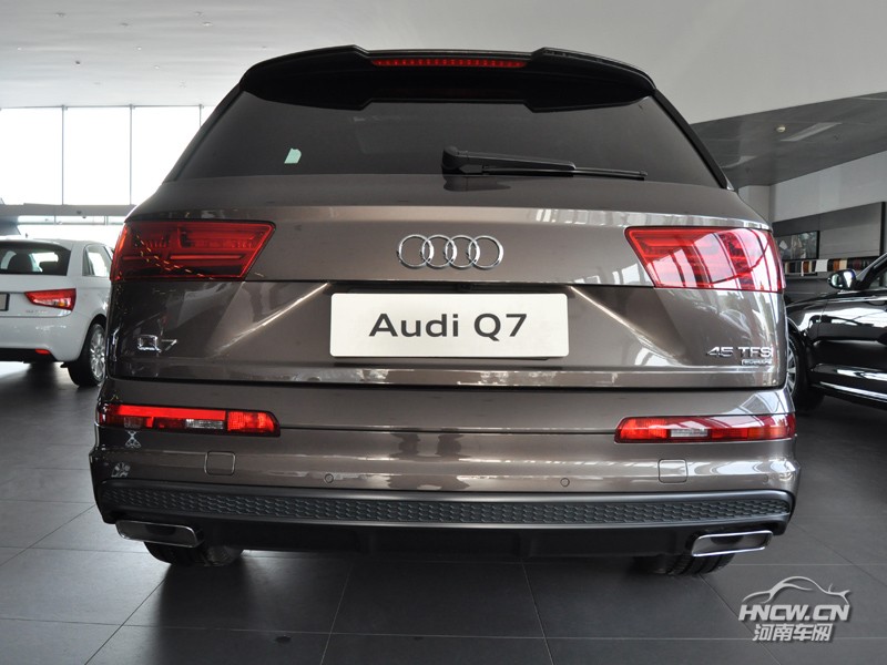 2016款 进口奥迪 Q7 外观